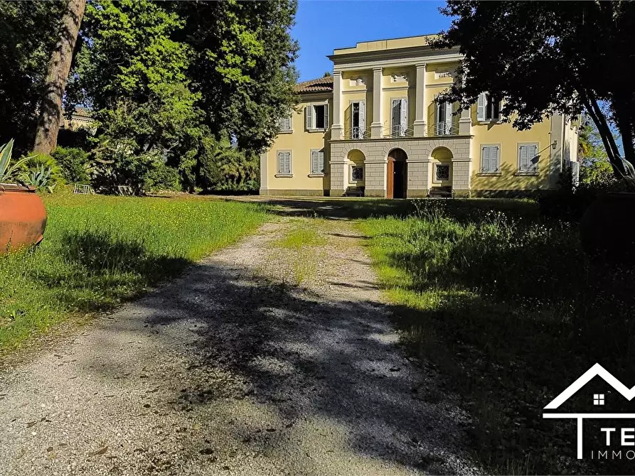 Immagine 2 di Villa in vendita  32 a Rieti