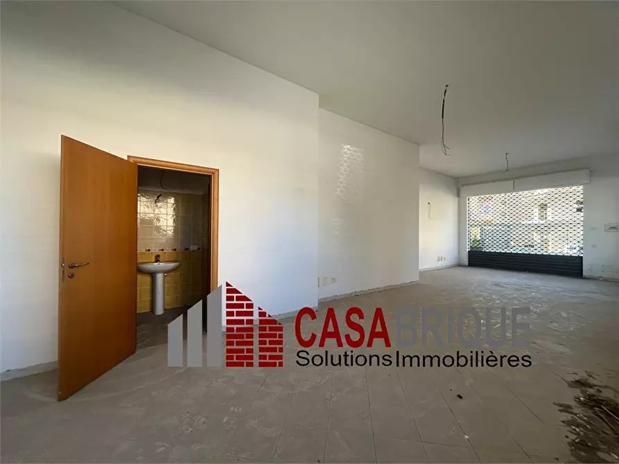Immagine 8 di Negozio in affitto  snc a Bagheria