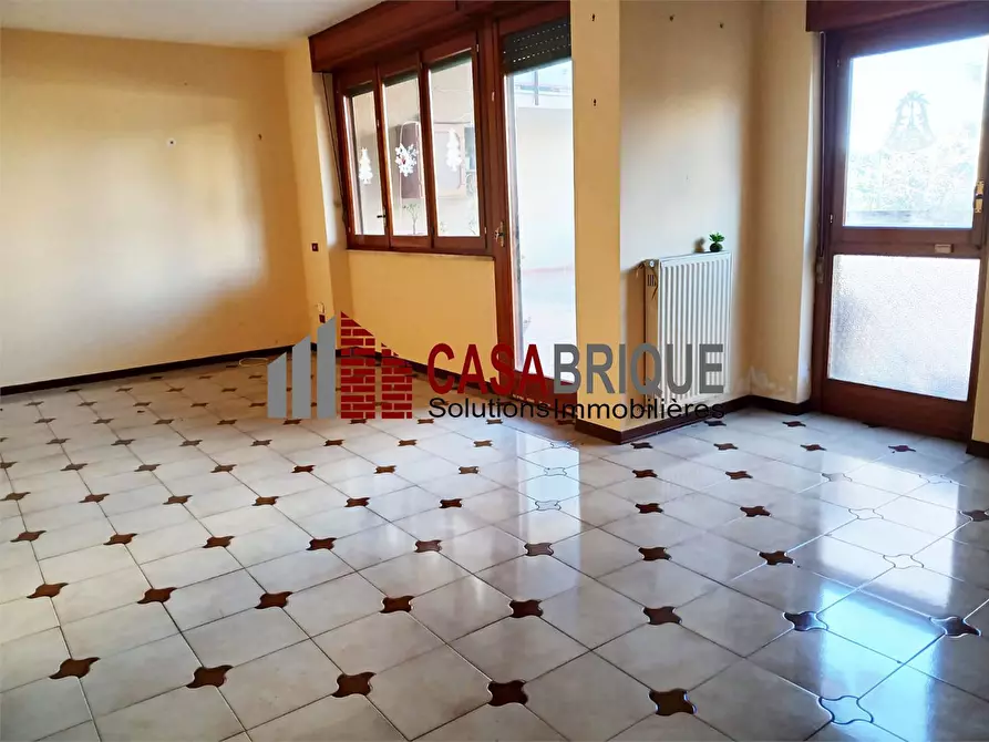 Immagine 4 di Appartamento in vendita  snc a Bagheria