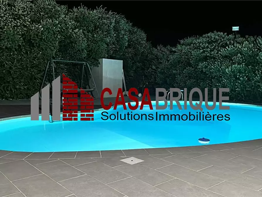 Immagine 1 di Villa in vendita  10 a Altavilla Milicia