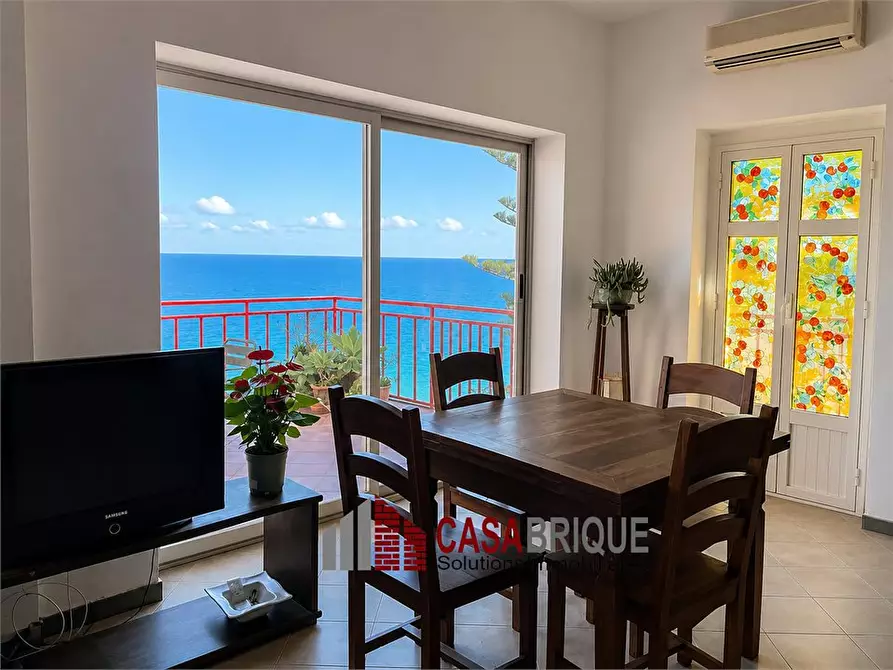 Immagine 3 di Villa in vendita  S:N:C a Altavilla Milicia