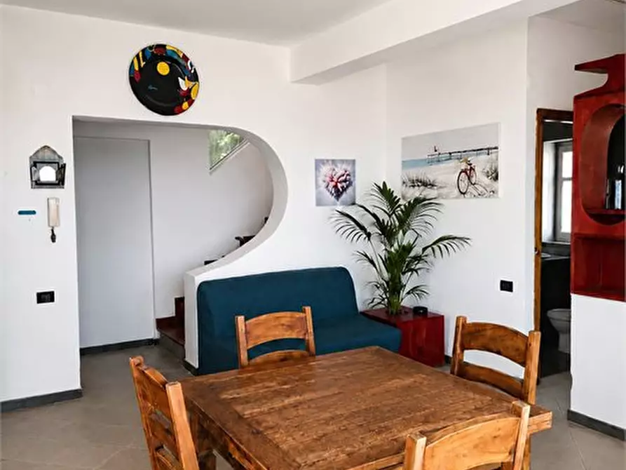 Immagine 6 di Villa in vendita  S:N:C a Altavilla Milicia