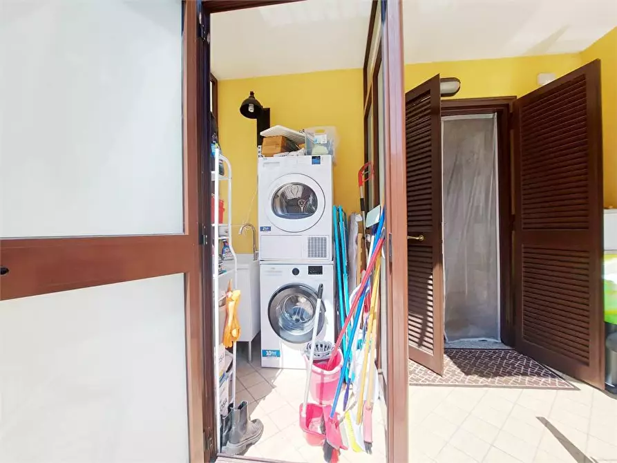 Immagine 9 di Appartamento in vendita  28 a Orta Di Atella