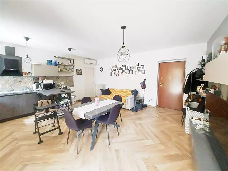 Immagine 4 di Appartamento in vendita  28 a Orta Di Atella