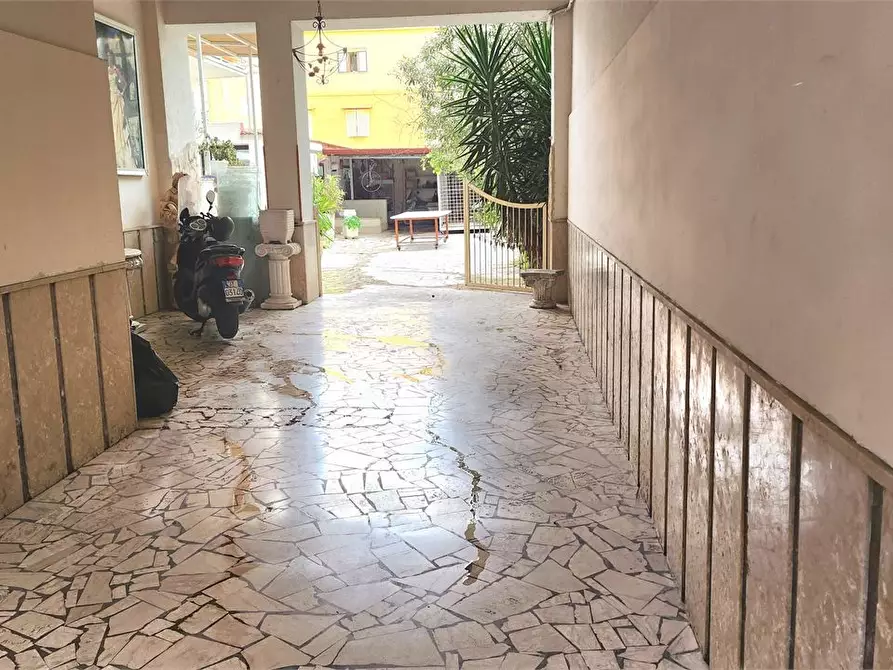 Immagine 5 di Appartamento in vendita  35 a Afragola