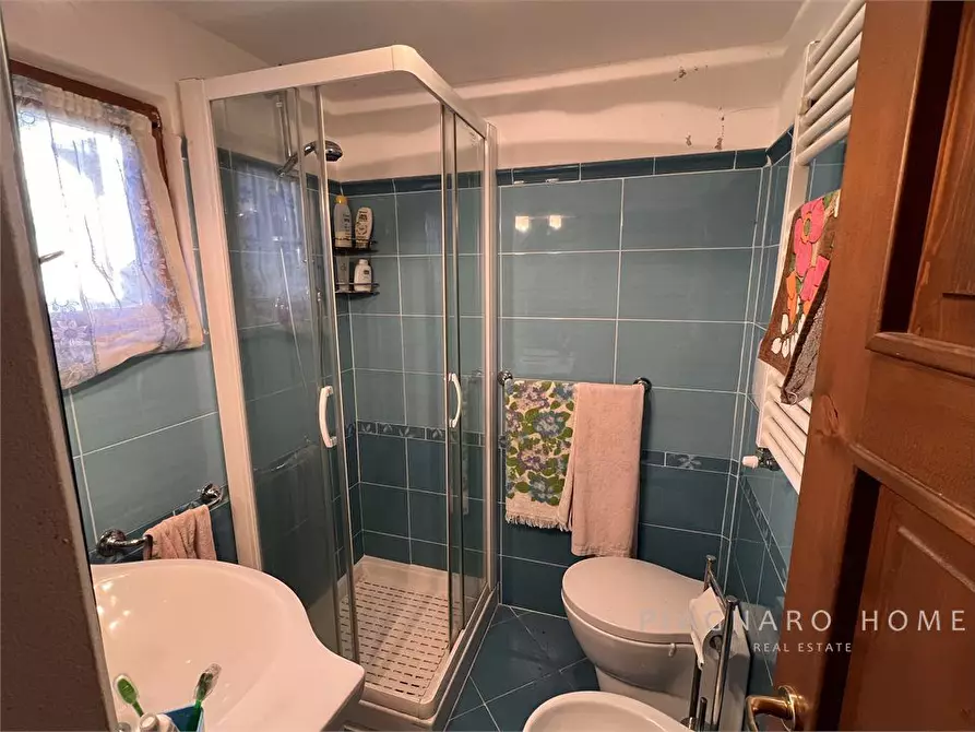 Immagine 8 di Appartamento in vendita  59 a Filattiera
