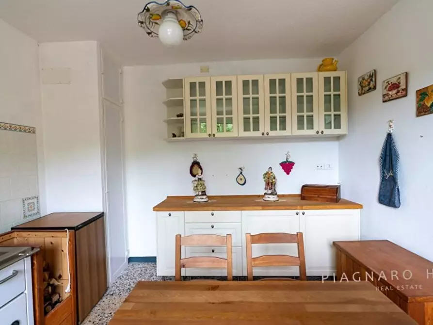 Immagine 1 di Appartamento in vendita  21 a Zeri