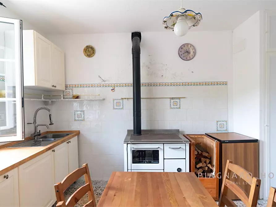 Immagine 3 di Appartamento in vendita  21 a Zeri