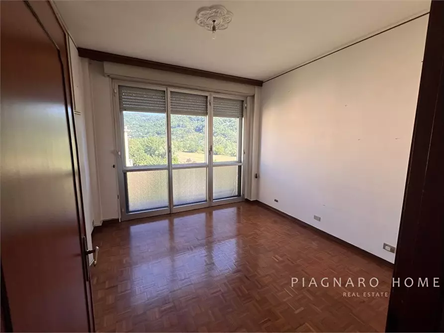 Immagine 6 di Appartamento in vendita  6 a Pontremoli