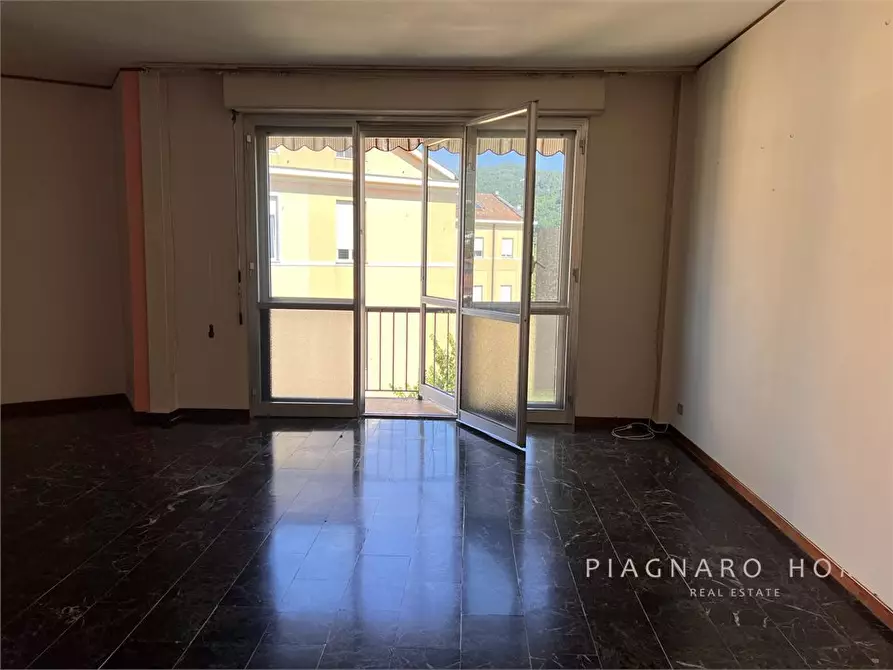 Immagine 7 di Appartamento in vendita  6 a Pontremoli