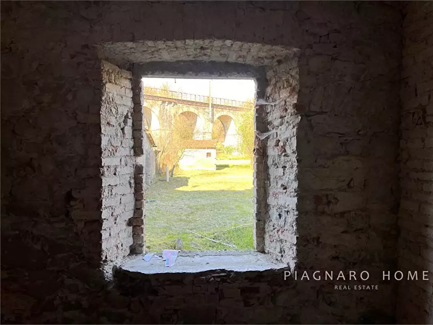 Immagine 9 di Appartamento in vendita  2 a Filattiera