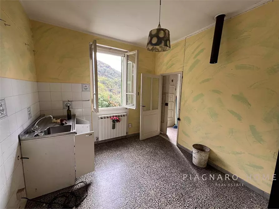 Immagine 3 di Casa indipendente in vendita  2 a Filattiera
