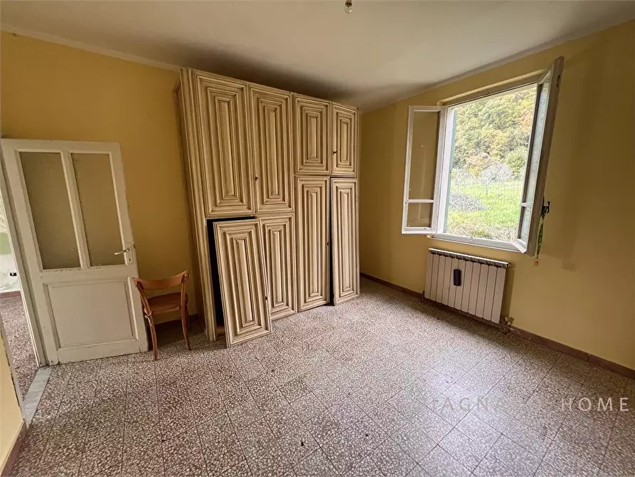 Immagine 2 di Casa indipendente in vendita  2 a Filattiera
