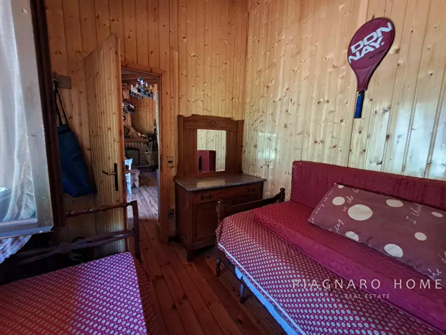 Immagine 8 di Casa indipendente in vendita  a Zeri
