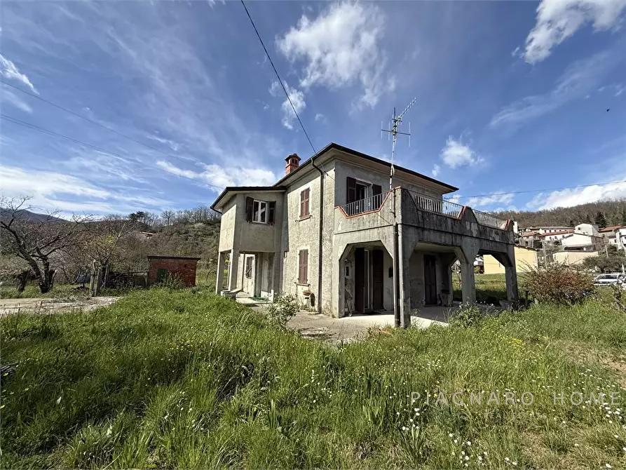 Immagine 1 di Casa indipendente in vendita  a Mulazzo