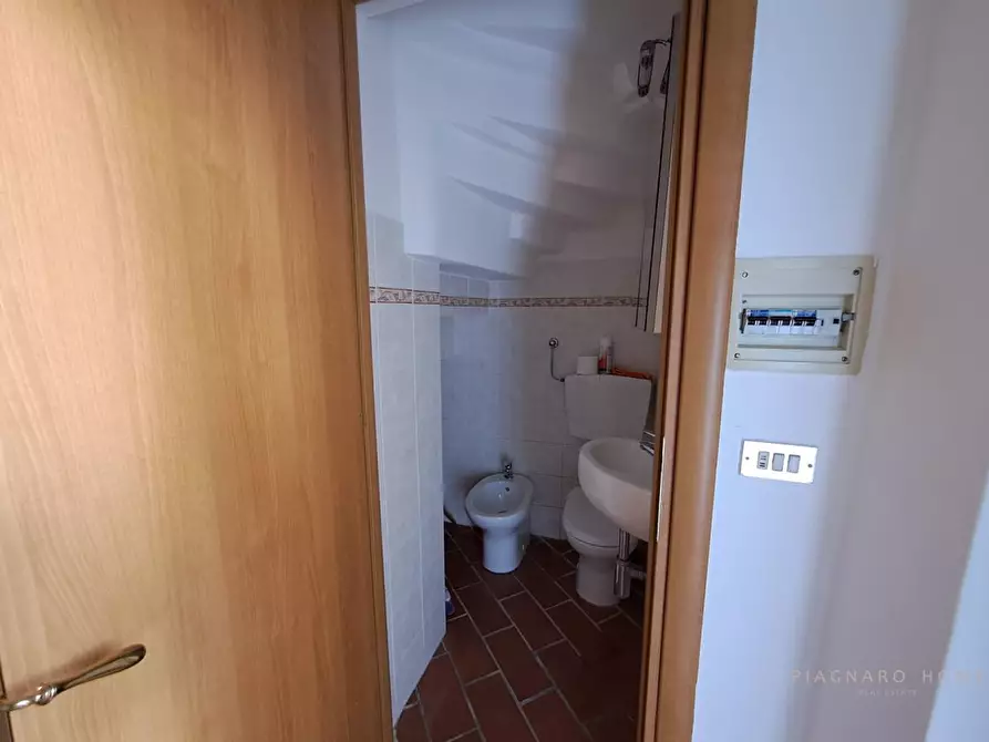 Immagine 3 di Casa indipendente in vendita  a Comano
