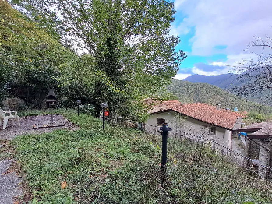 Immagine 10 di Casa indipendente in vendita  a Comano
