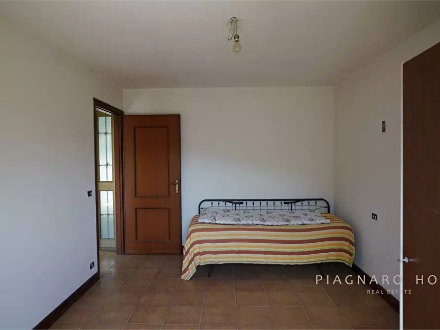 Immagine 8 di Casa indipendente in vendita  a Zeri