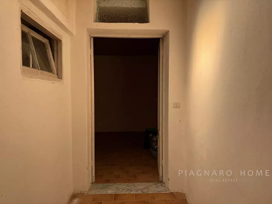 Immagine 4 di Rustico / casale in vendita  a Tresana