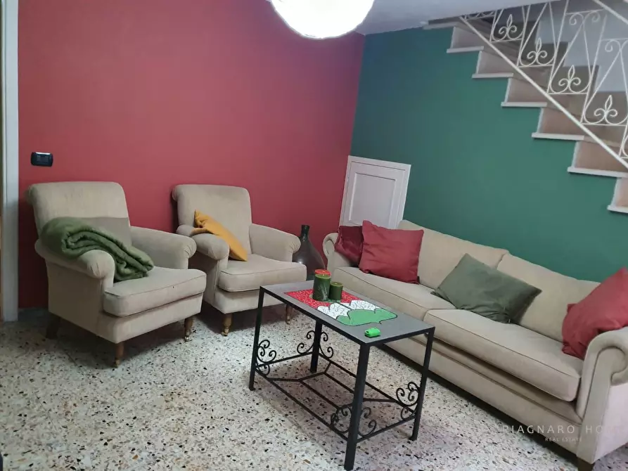 Immagine 3 di Rustico / casale in vendita  a Zeri