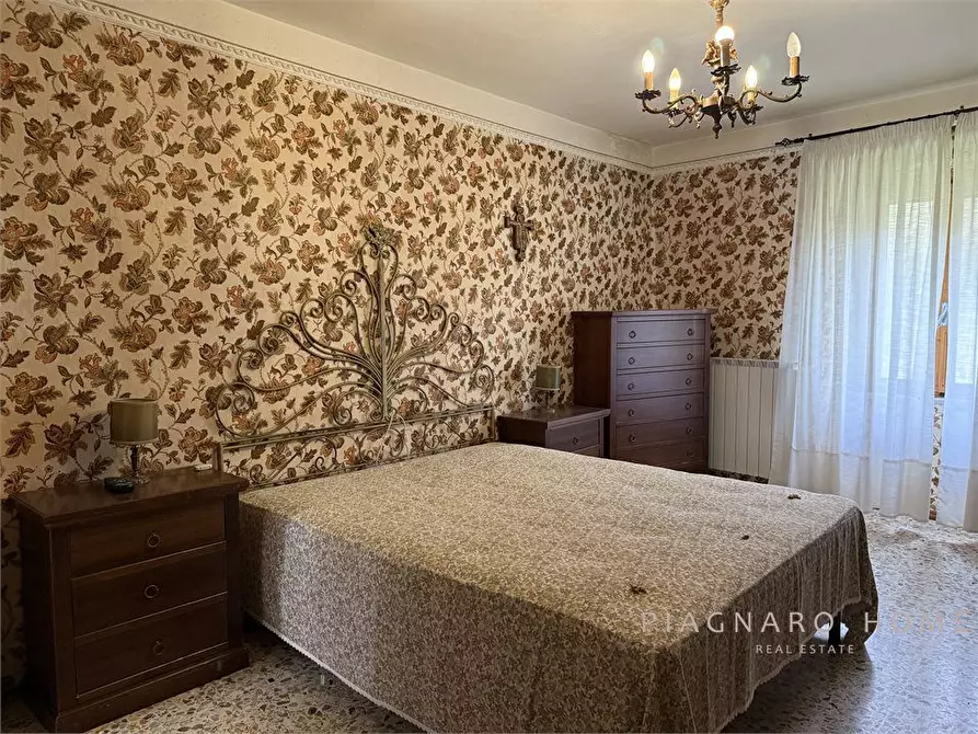 Immagine 2 di Rustico / casale in vendita  a Licciana Nardi