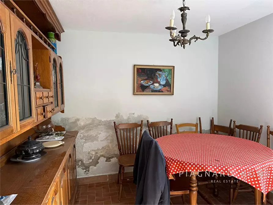 Immagine 8 di Rustico / casale in vendita  a Pontremoli