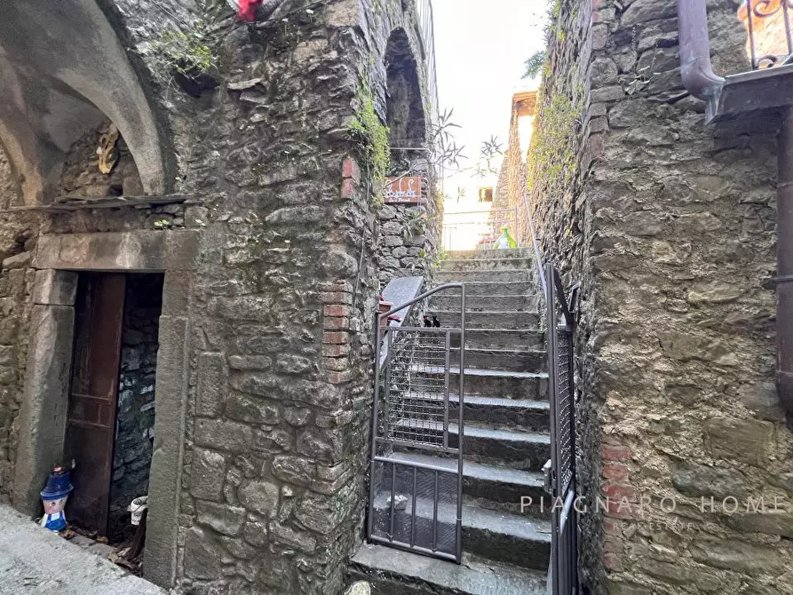 Immagine 7 di Rustico / casale in vendita  59 a Filattiera