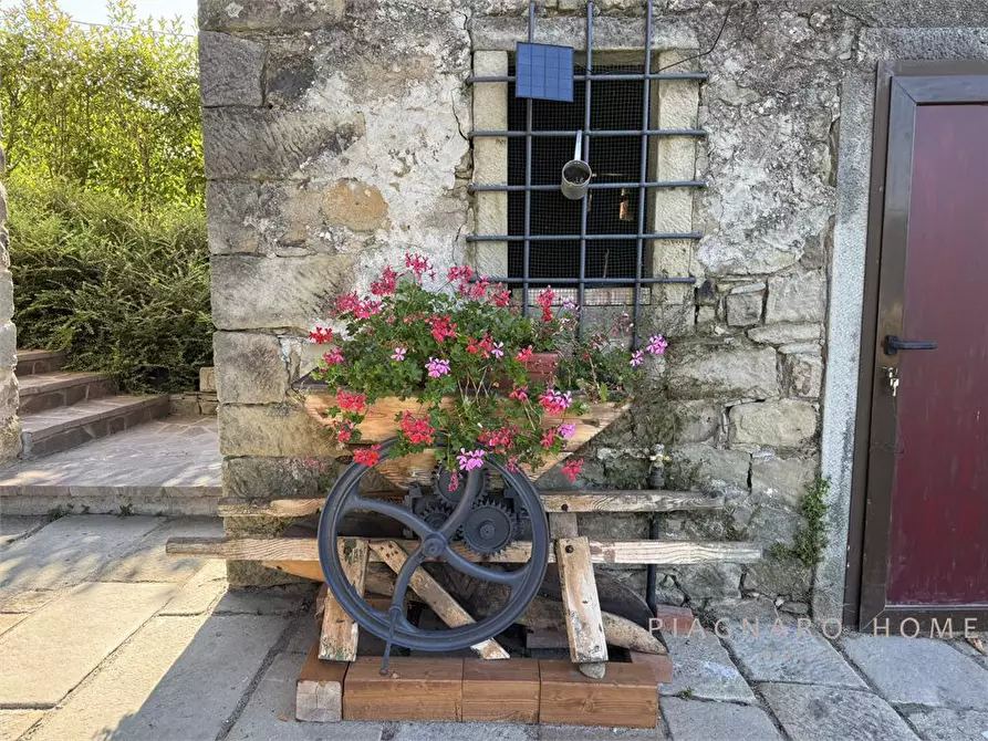 Immagine 7 di Rustico / casale in vendita  59 a Pontremoli