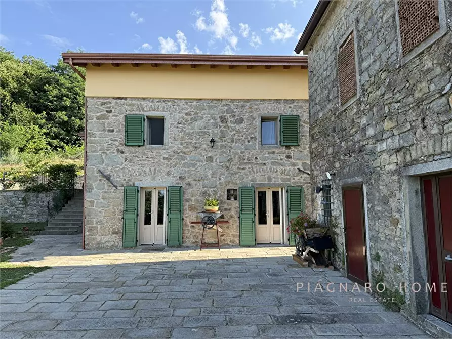 Immagine 2 di Rustico / casale in vendita  59 a Pontremoli