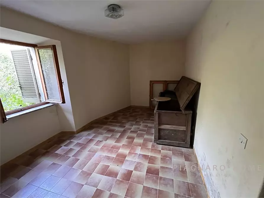 Immagine 9 di Casa semindipendente in vendita  a Pontremoli