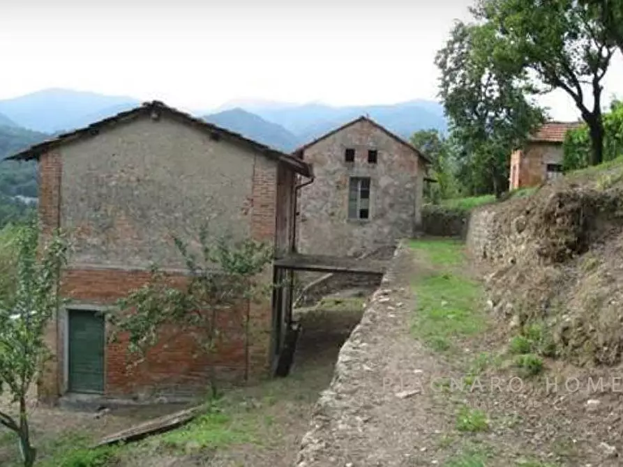 Immagine 3 di Rustico / casale in vendita  a Pontremoli