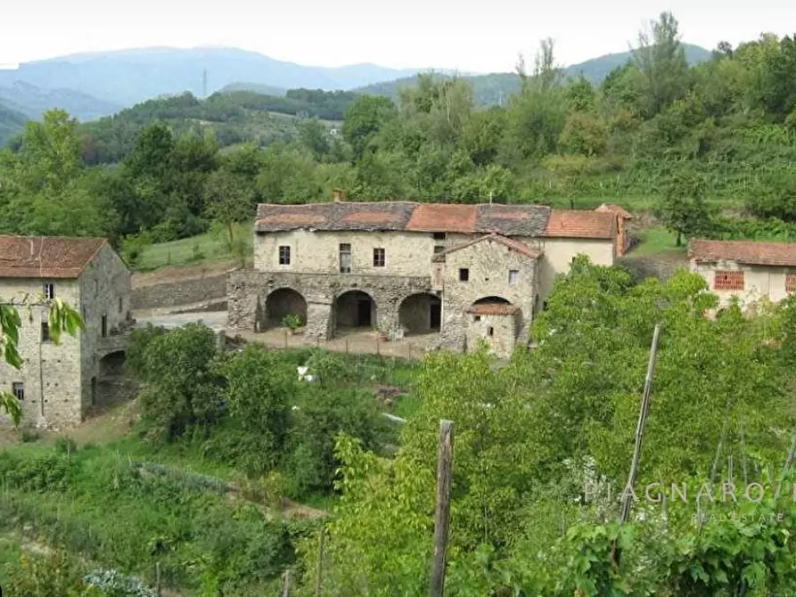 Immagine 2 di Rustico / casale in vendita  a Pontremoli