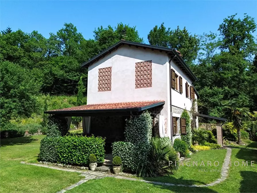 Immagine 1 di Rustico / casale in vendita  2 a Bagnone