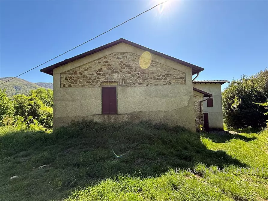 Immagine 6 di Rustico / casale in vendita  a Pontremoli