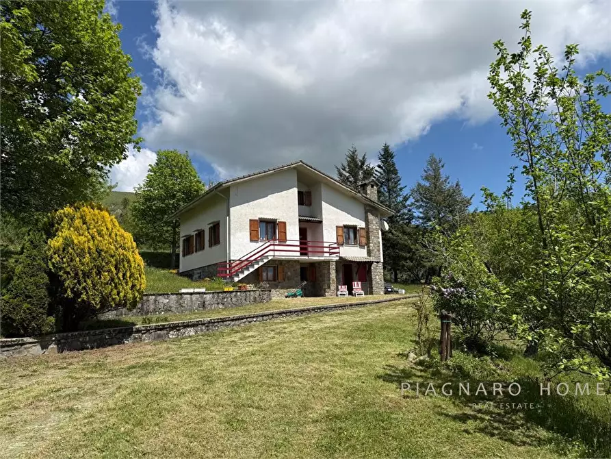 Immagine 1 di Casa indipendente in vendita  a Zeri
