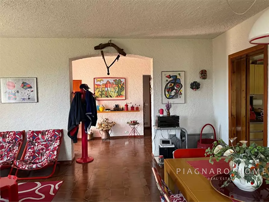 Immagine 4 di Casa indipendente in vendita  a Zeri