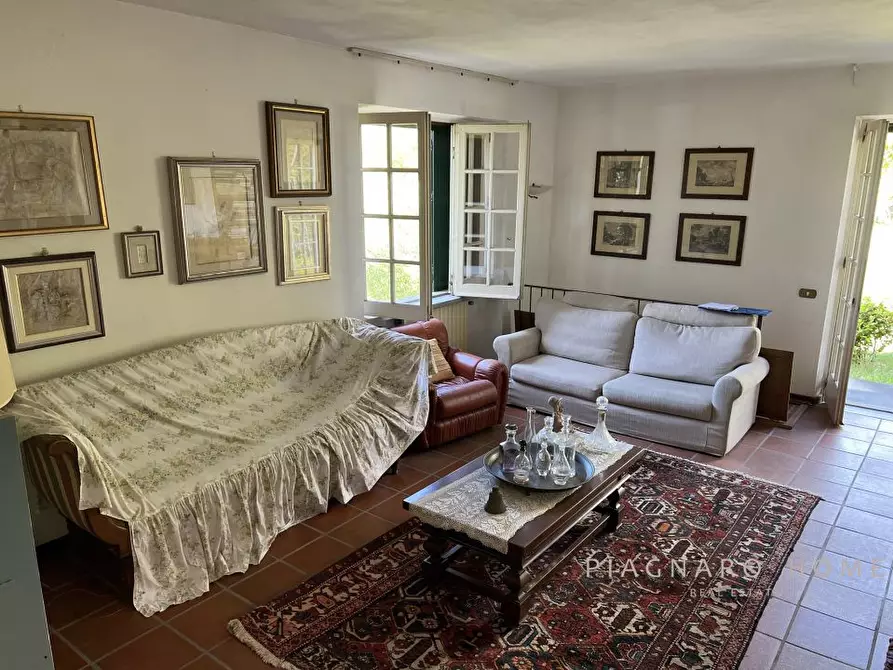 Immagine 6 di Villa in vendita  a Pontremoli
