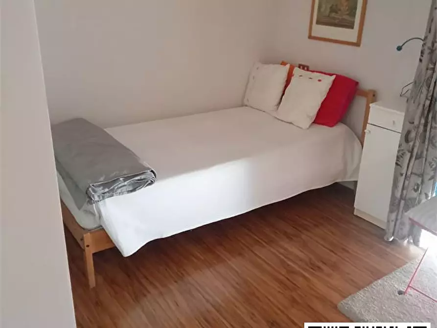 Immagine 1 di Appartamento in affitto  a Napoli