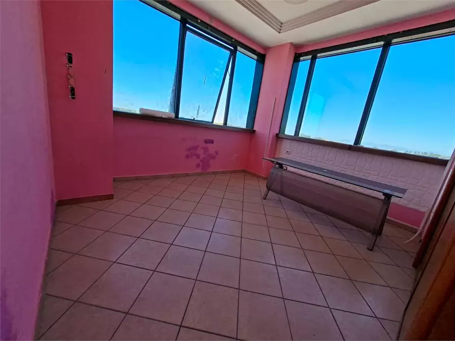 Immagine 6 di Ufficio in affitto  a Casalnuovo Di Napoli