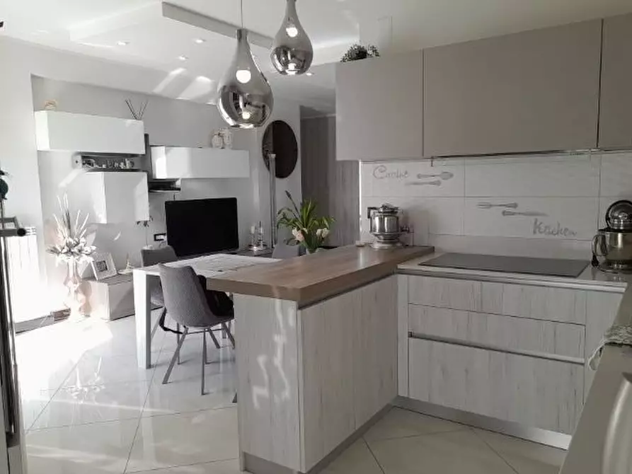 Immagine 5 di Appartamento in vendita  a San Felice A Cancello