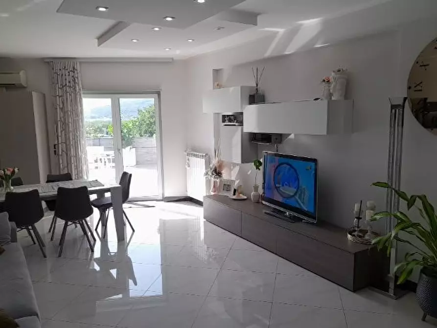 Immagine 4 di Appartamento in vendita  a San Felice A Cancello