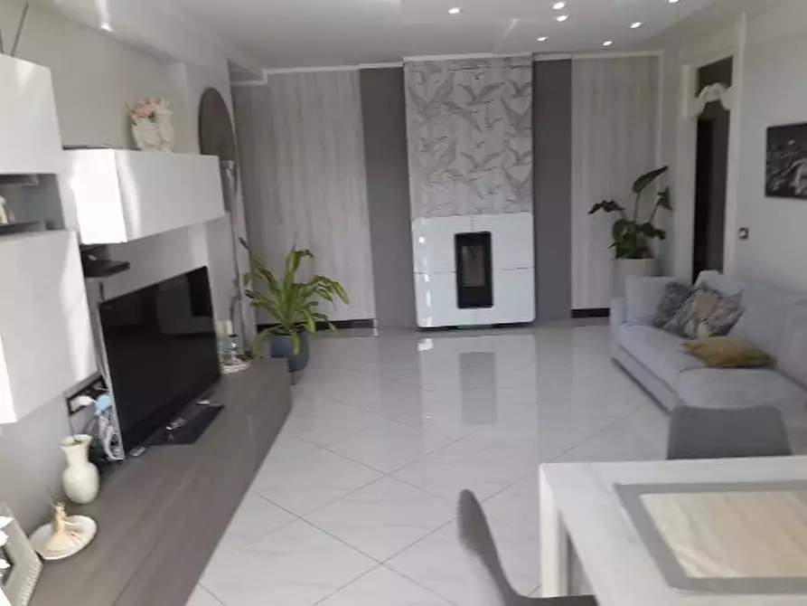 Immagine 7 di Appartamento in vendita  a San Felice A Cancello