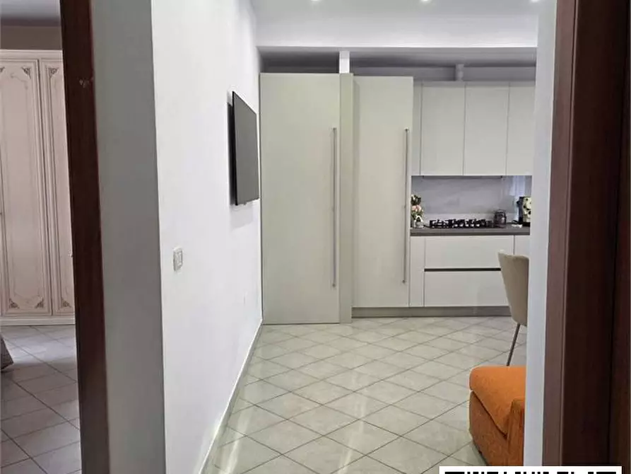 Immagine 2 di Appartamento in vendita  a Napoli