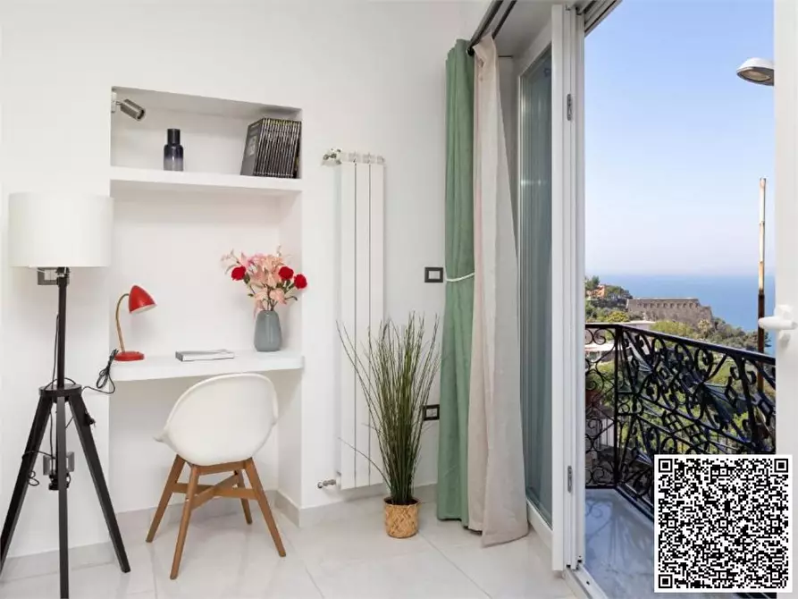 Immagine 6 di Appartamento in vendita  a Vico Equense