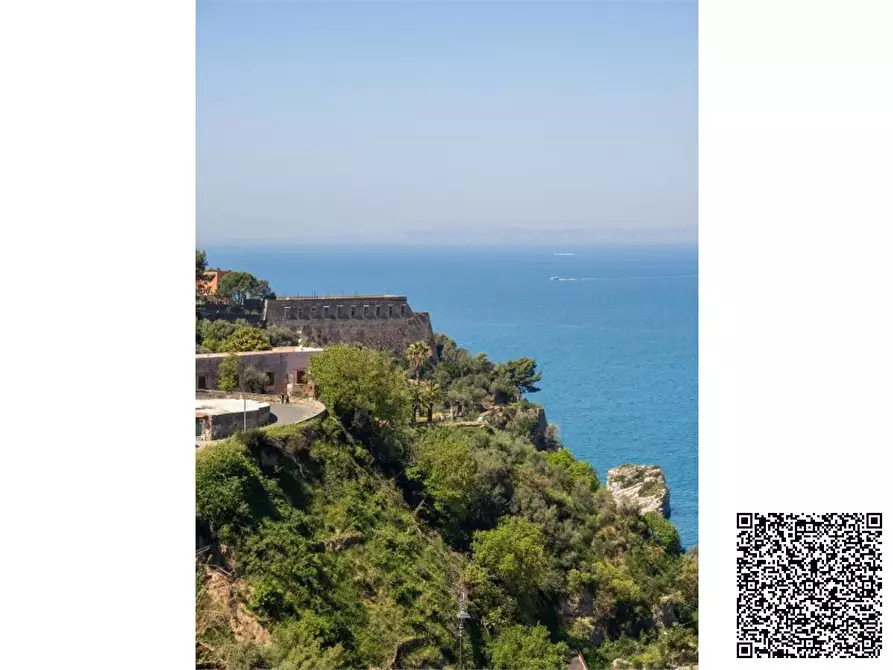Immagine 3 di Appartamento in vendita  a Vico Equense
