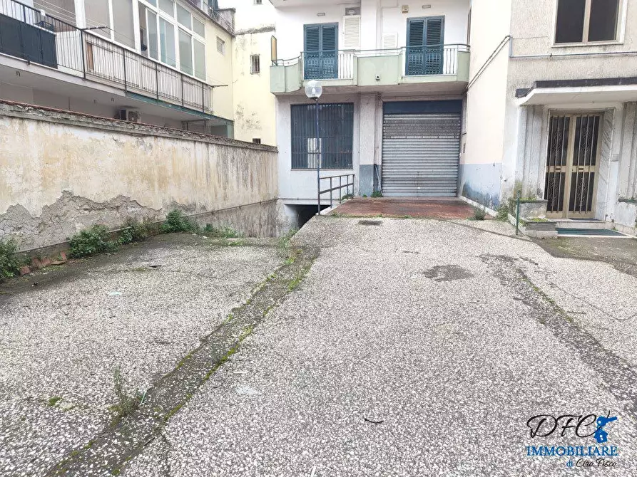 Immagine 3 di Attività artigianale in affitto  a Afragola