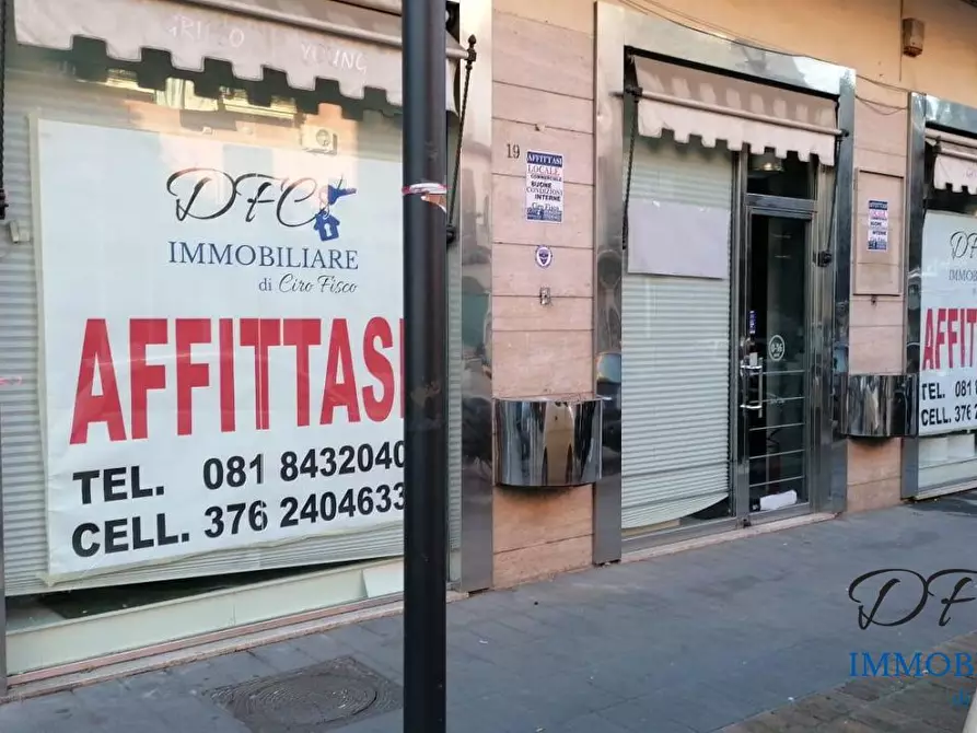 Immagine 10 di Negozio in affitto  a Afragola