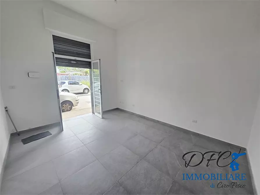 Immagine 2 di Ufficio in affitto  a Casoria