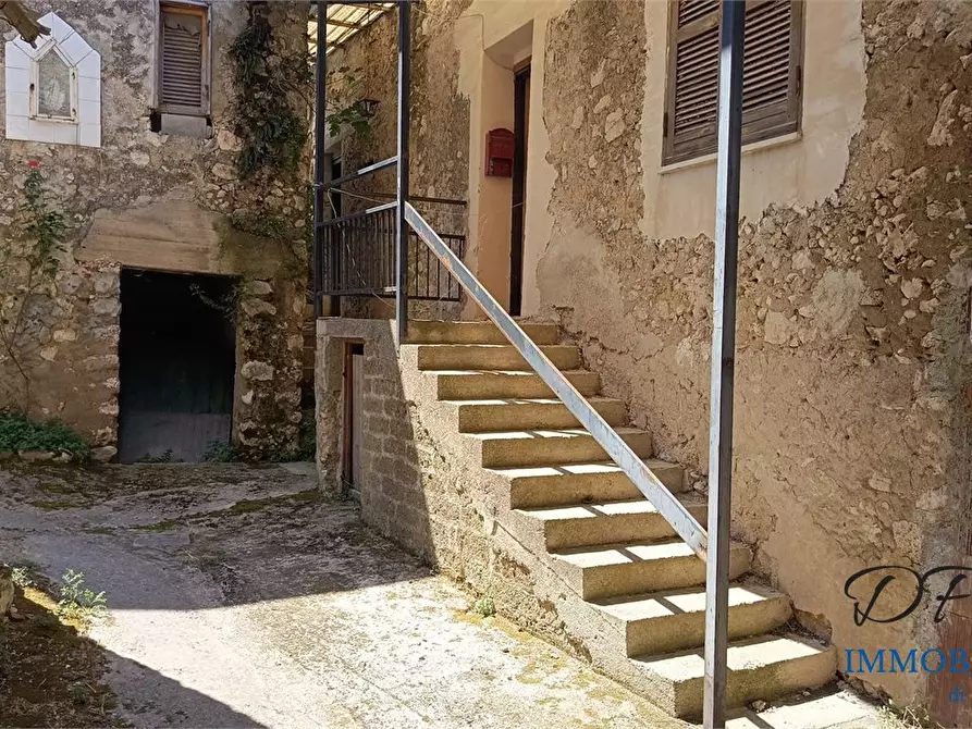 Immagine 2 di Appartamento in vendita  a Sant'agata De' Goti