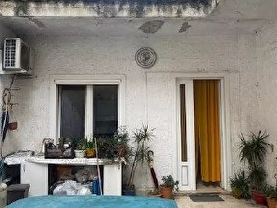 Immagine 2 di Appartamento in vendita  a Mondragone